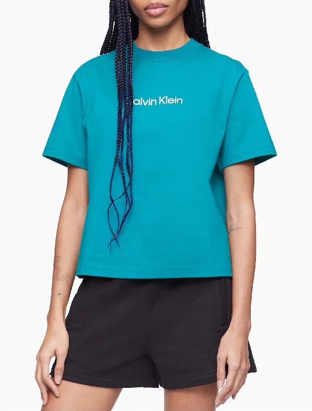 Calvin Klein Relaxed Fit Standard Logo Crewneck T-Shirt - Women-- Elegant Classic Vintage Calvin Klein Relaxed Fit Standard Logo Crewneck T-Shirt - Women-- Elegant Classic Vintage
