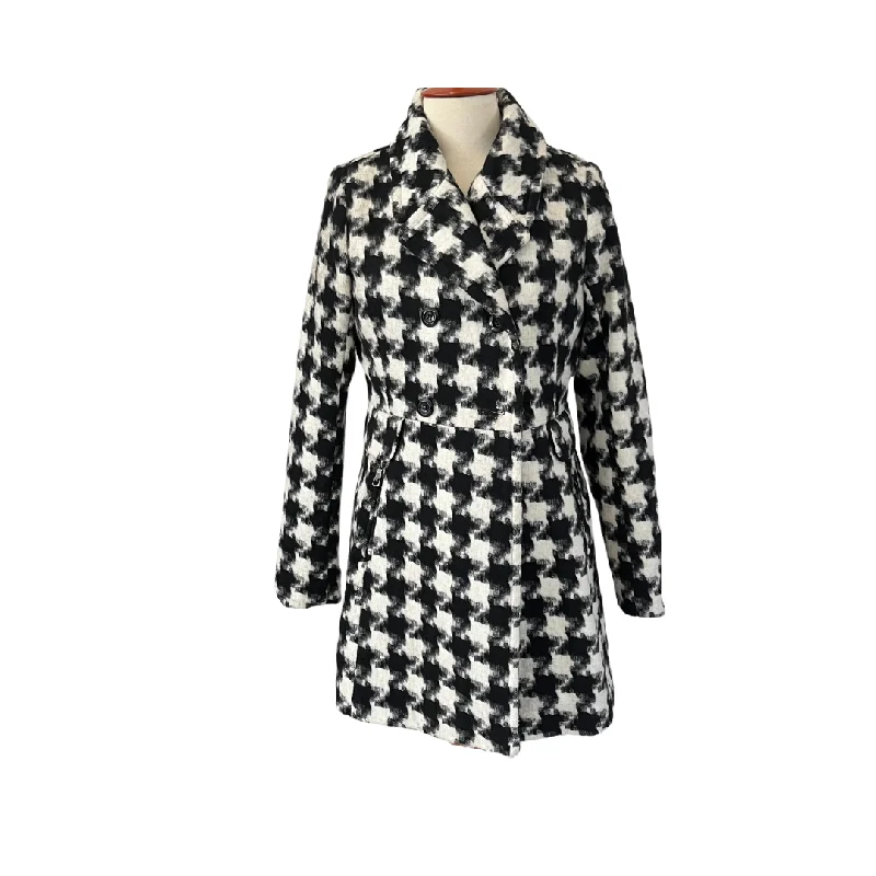 BCX Black & White Printed Winter Coat | Pre Loved | Plaid Tartan Floral