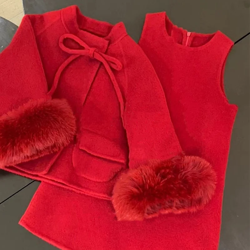 Red skirt