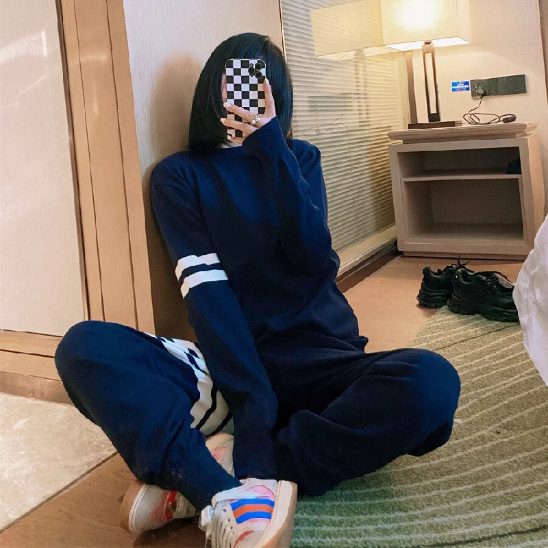 Autumn and winter TB four-bar college style striped sweater sweater + casual sports leggings trousers two-piece suit Trousers Top Rated Autumn and winter TB four-bar college style striped sweater sweater + casual sports leggings trousers two-piece suit Trousers Top Rated