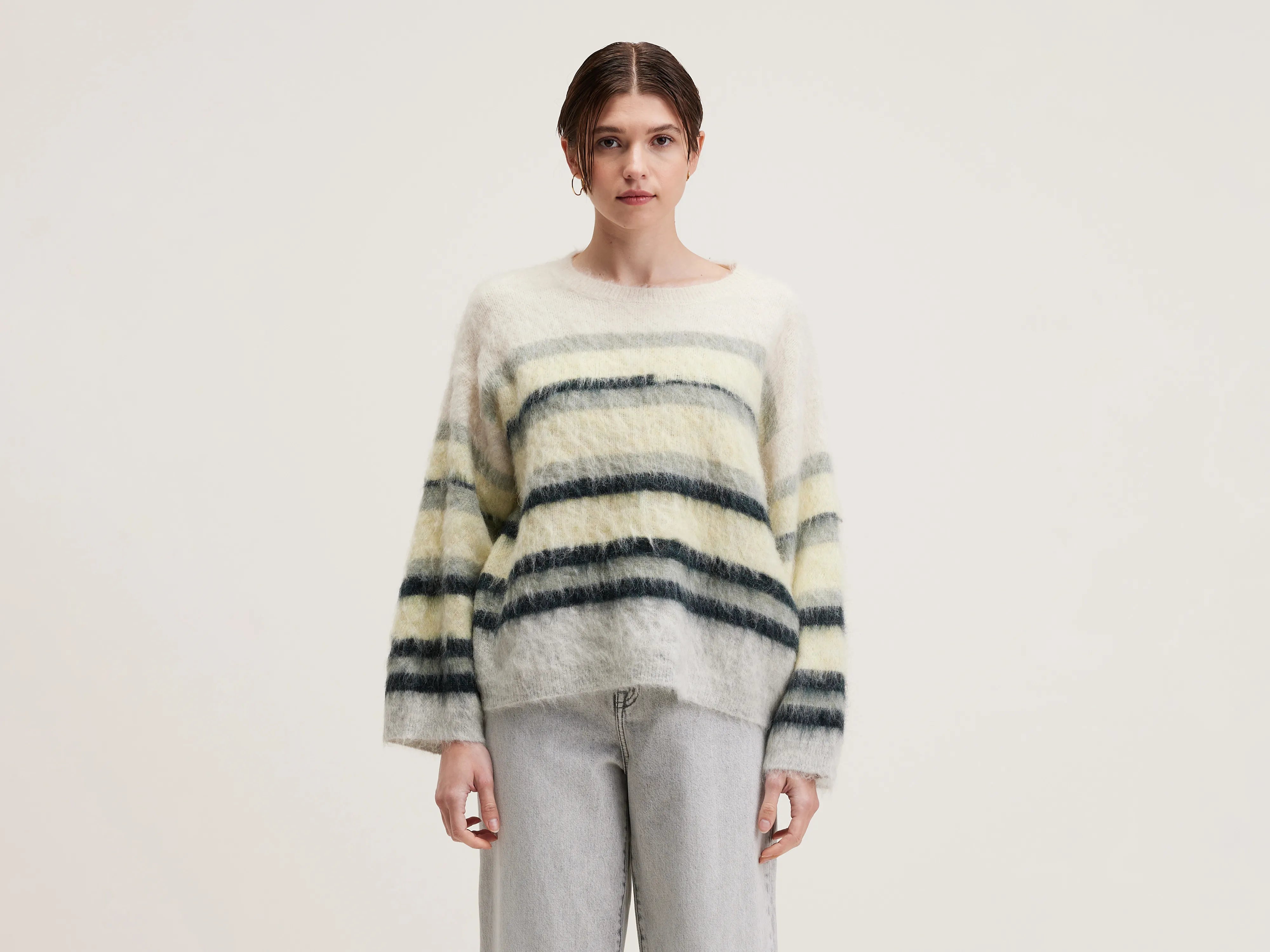 Dinie crew-neck sweater (242 / W / COMBO A) Beaded Sweater Sequined Faux Fur