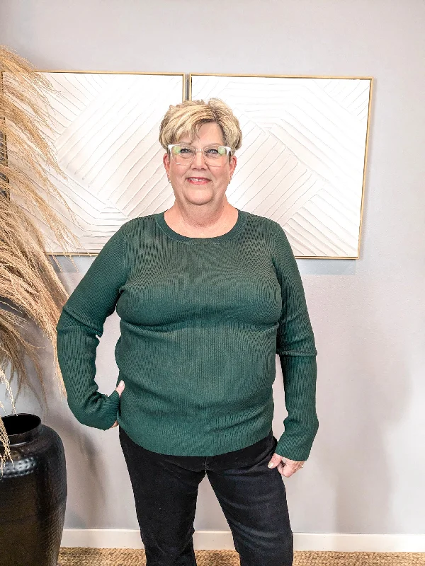 Carin Crewneck Sweater - Plus - Hunter Green Seamless Knitted Crochet