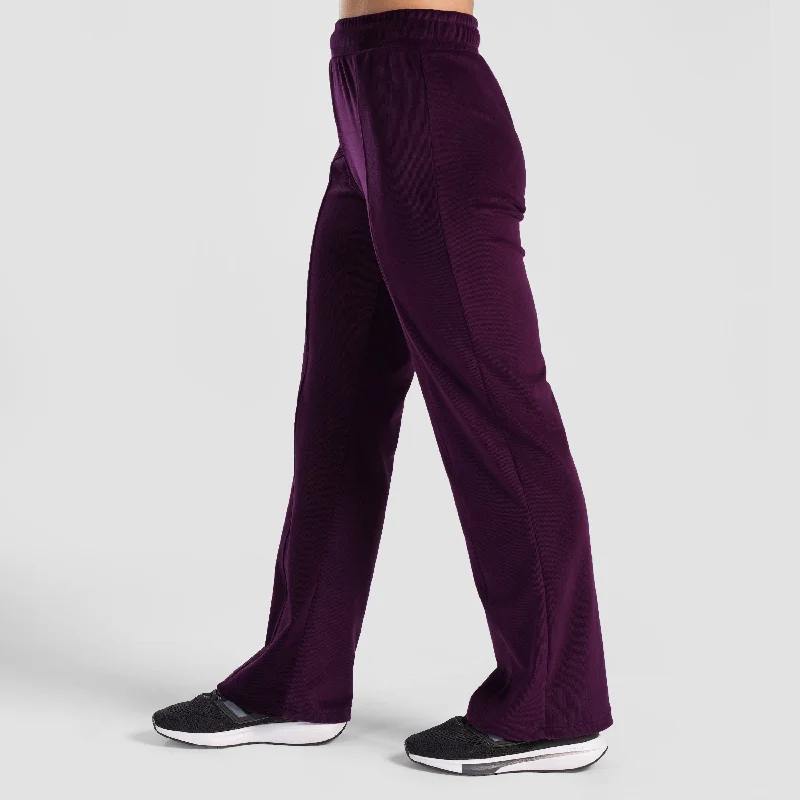Core Strive Trousers (Burgundy) Trousers Review Highly